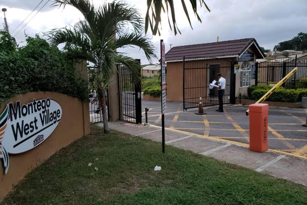 Apartmentswestvillage 2Bedroom Montego Bay Luaran gambar